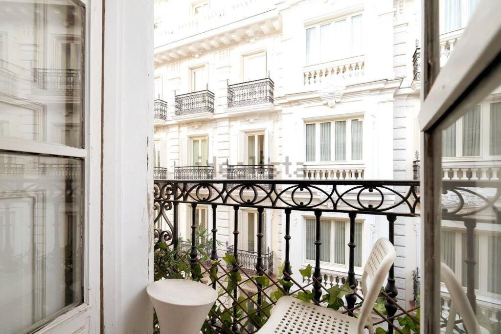 Flat For Groups 8 People In Gran Via-Cgrac4 Apartment Madrid Luaran gambar