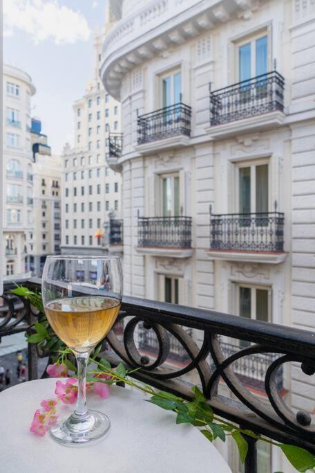 Flat For Groups 8 People In Gran Via-Cgrac4 Apartment Madrid Luaran gambar